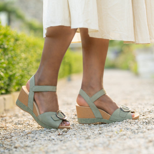 Dansko Top Pick / Stella Sage Milled Nubuck