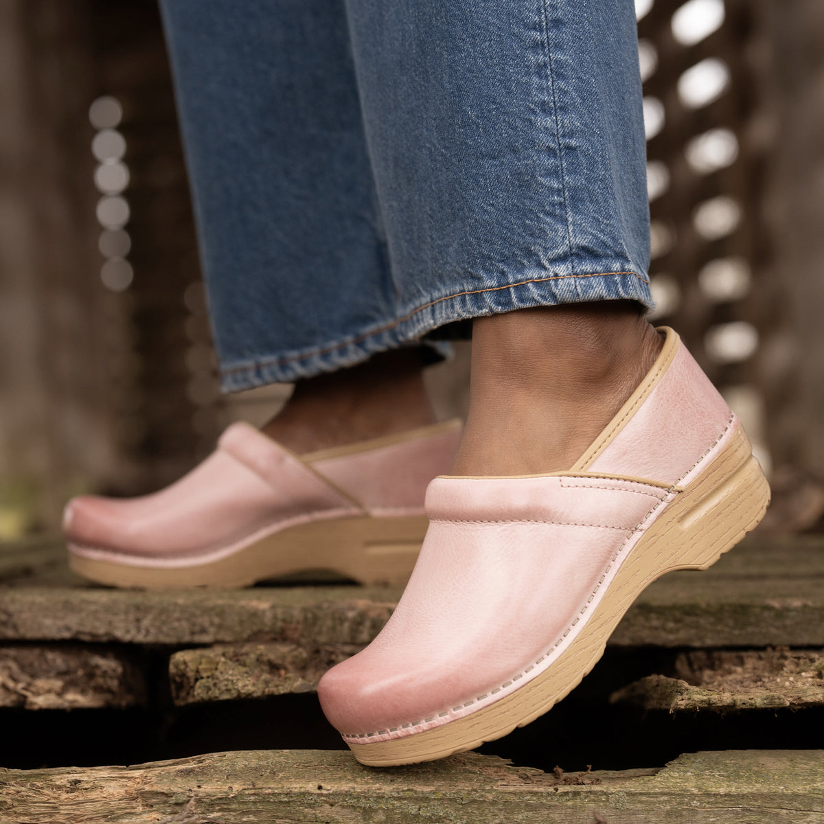 Dansko Sale / Professional Pink Milled Burnished