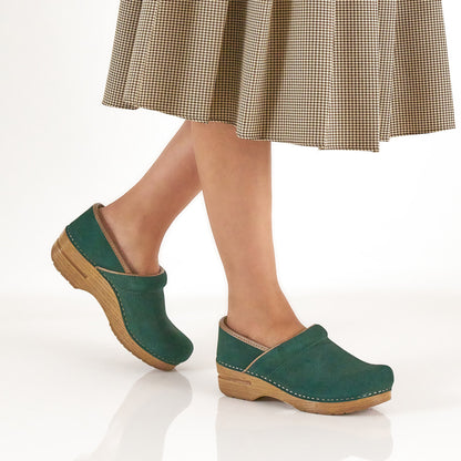 Dansko New / Professional Evergreen Suede