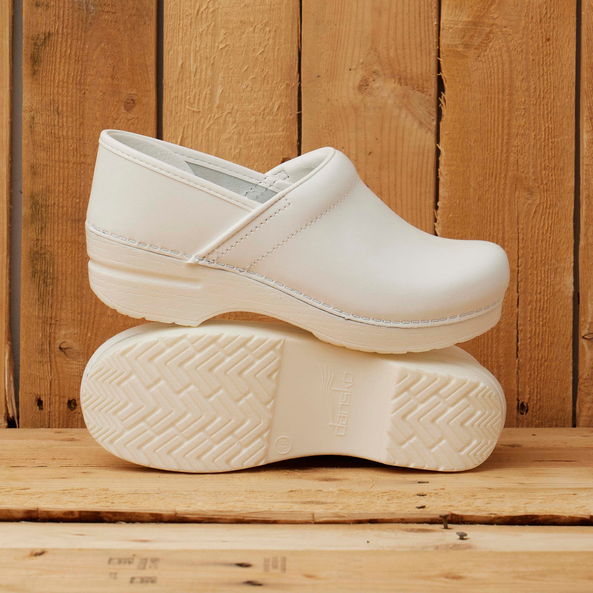 Dansko Exclusive / Professional White Box
