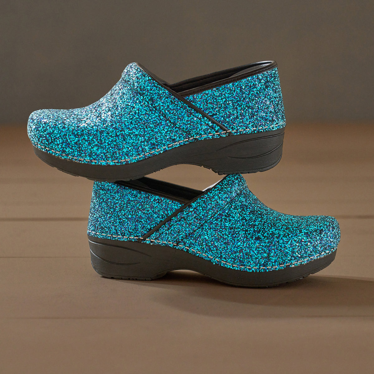 Dansko Exclusive / XP 2.0 Night Glow Glitter