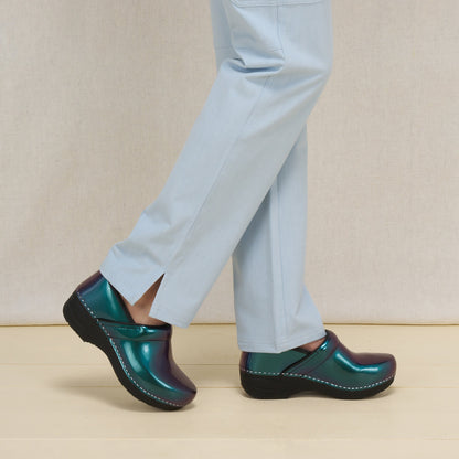 Dansko Signature / XP 2.0 Chill Colorshift Patent