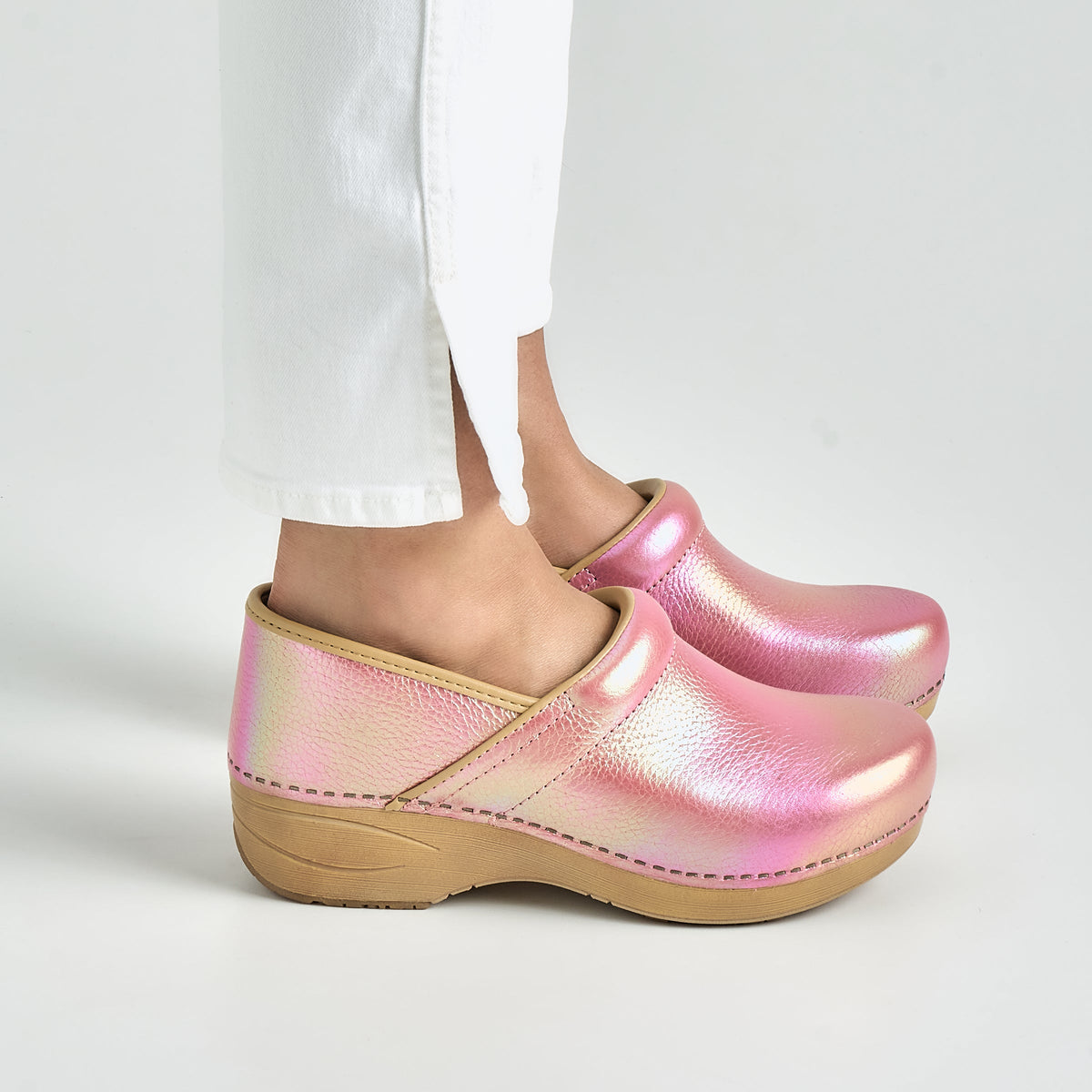 Dansko Top Pick / XP 2.0 Pink Iridescent Leather