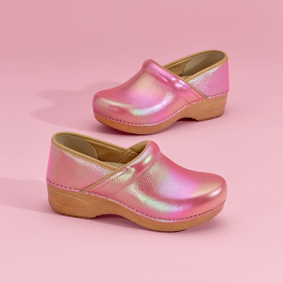 Dansko Top Pick / XP 2.0 Pink Iridescent Leather