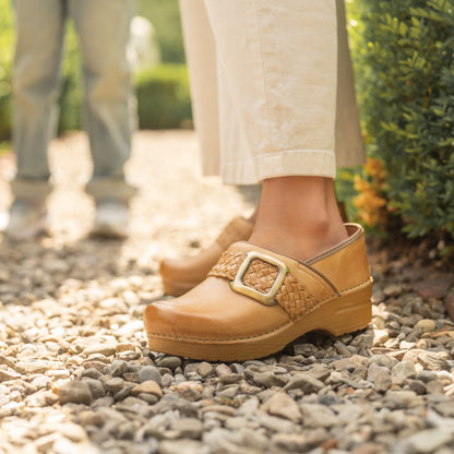 Dansko Smart Buy / Pro Braided Honey Leather