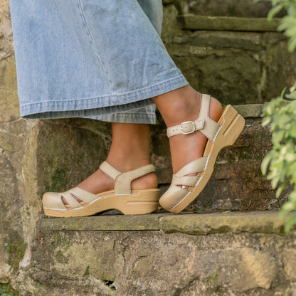 Dansko Popular / Margreta Biscotti Leather