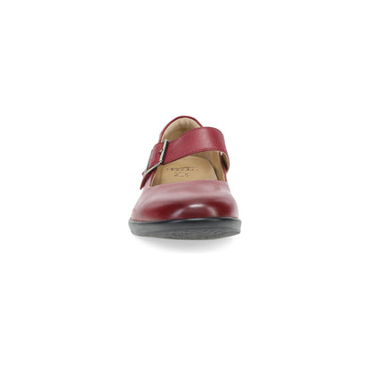 Dansko Deals / Collette Red Burnished Nubuck