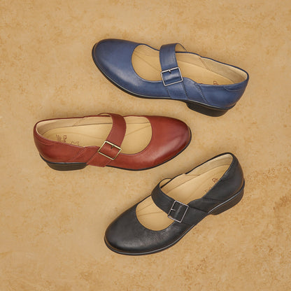 Dansko Deals / Collette Black Burnished Nubuck