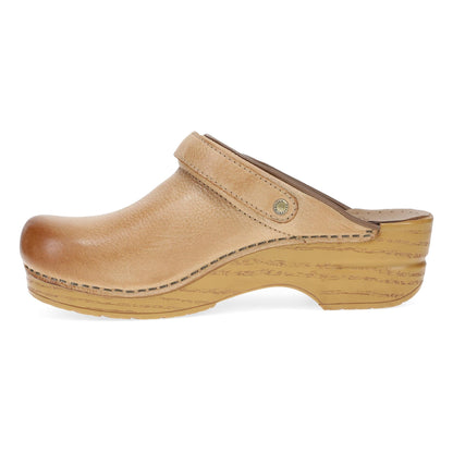 Dansko Quality / Ingrid Honey Distressed