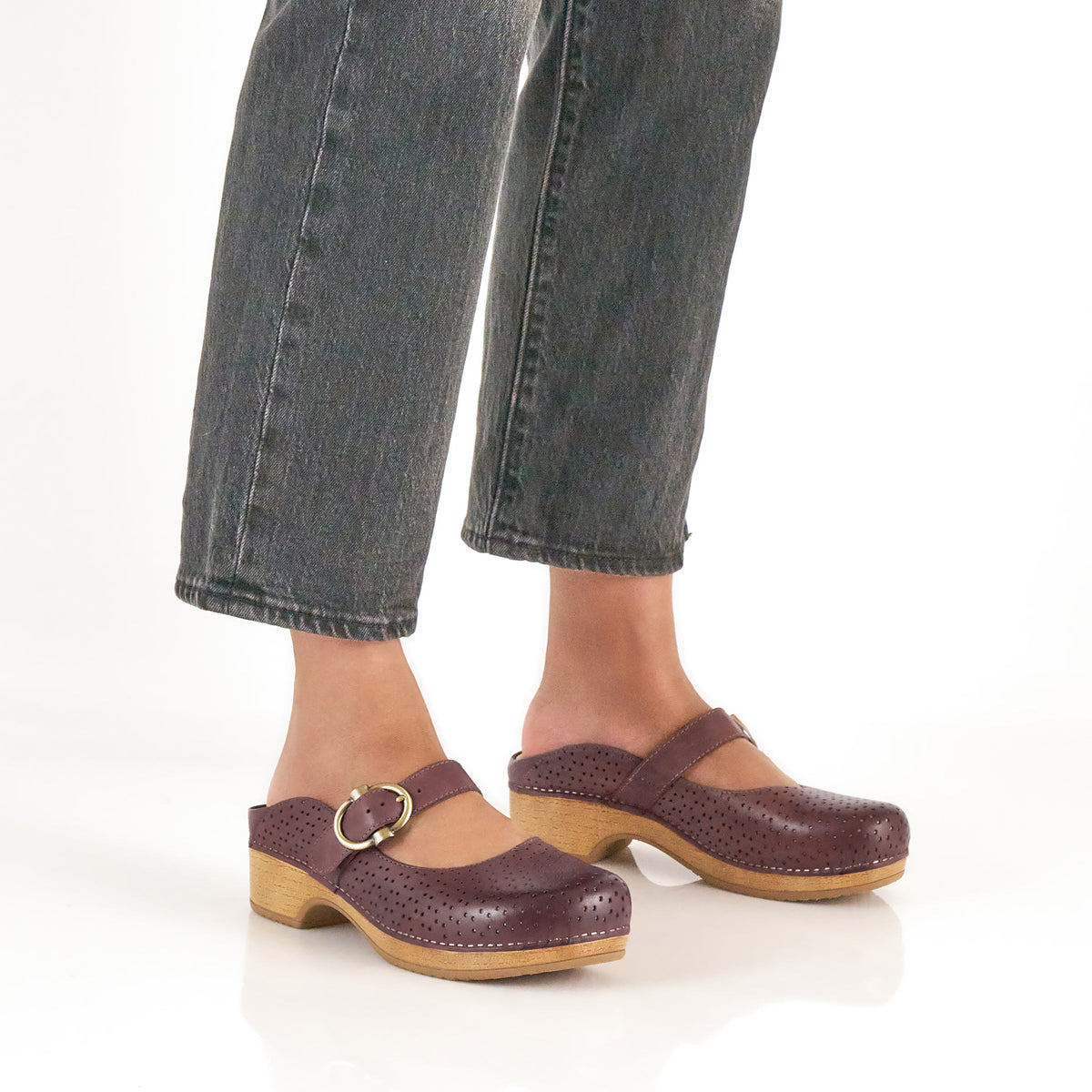 Dansko Classic / Blaire Clog Sangria