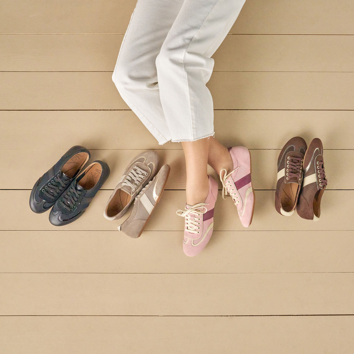 Dansko Latest / Milana Taupe/Gold Suede