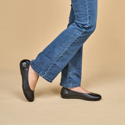 Dansko Discount / Mollie Black Nappa
