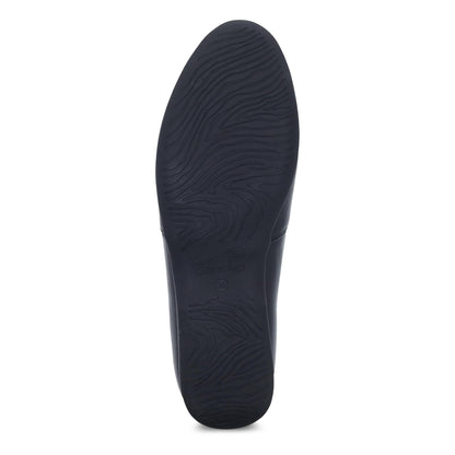 Dansko Classic / Larisa Black Milled Nappa