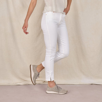 Dansko Recommended / Catie Grey Suede