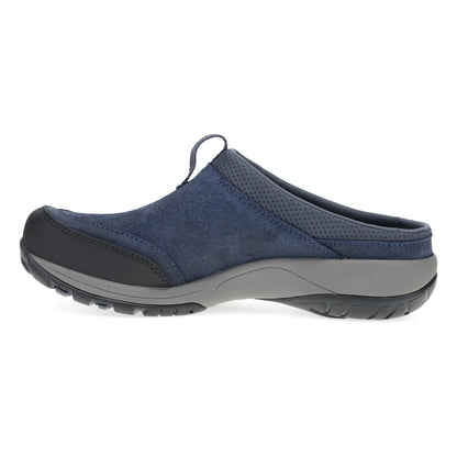 Dansko Featured / Pia Navy Leather