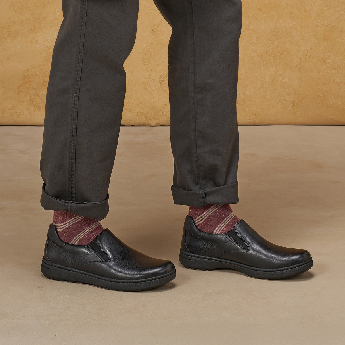 Dansko Best Price / Thomas Black Waterproof