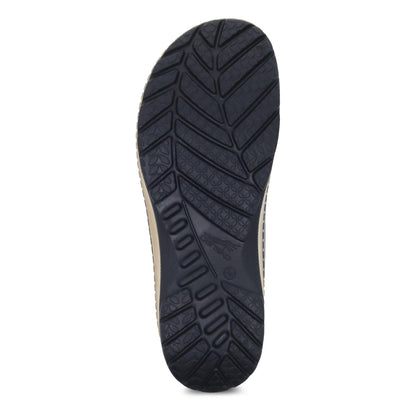 Dansko Deals / Kane Black