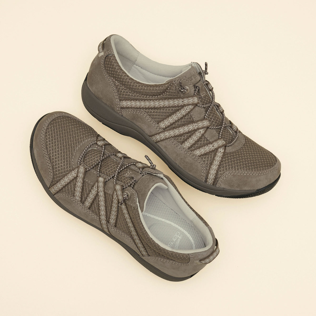 Dansko Popular / Harlyn Walnut Suede