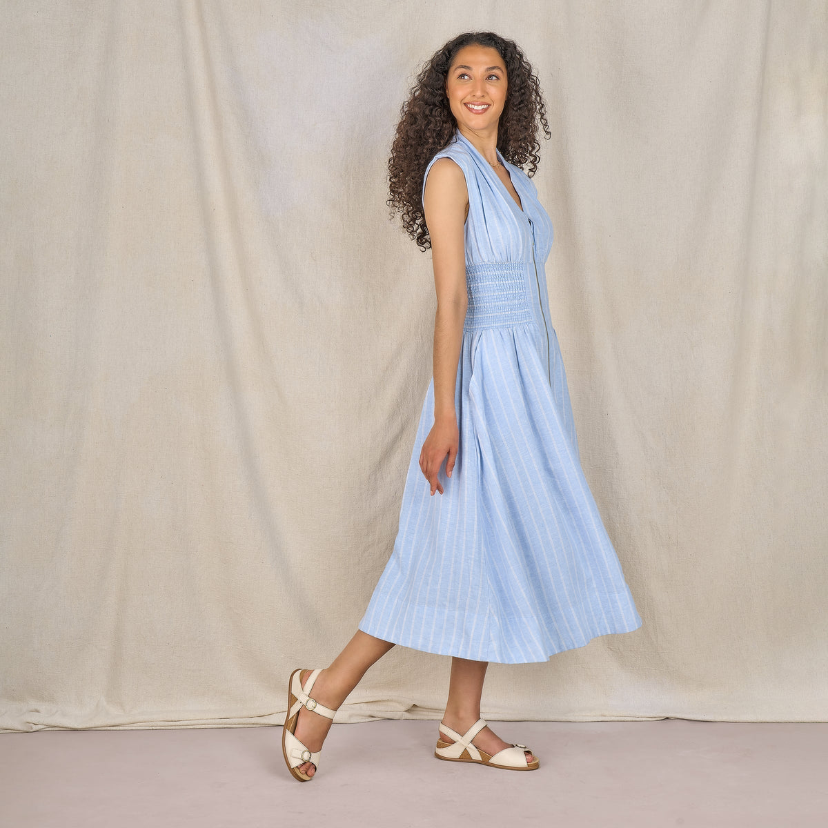 Dansko Featured / Candace Ivory Full Grain