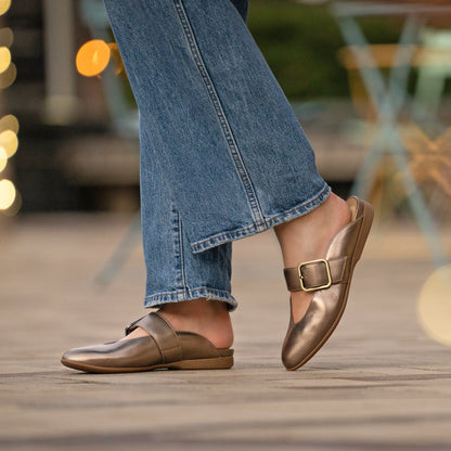 Dansko Exclusive / Lotus Dark Gold Metallic