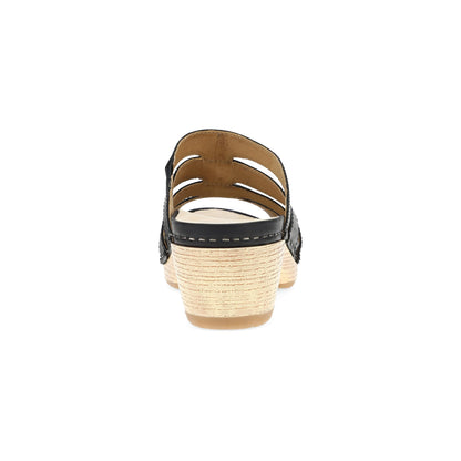 Dansko Featured / Lyndi Black Oiled Pull Up