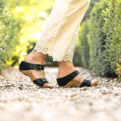 Dansko Classic / Tanya Black Milled Burnished
