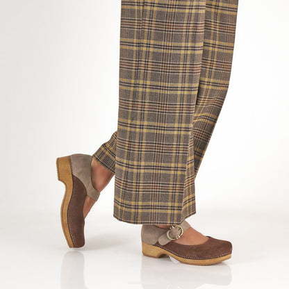 Dansko Customer Favorite / Bonny Mary Jane Chocolate/Taupe