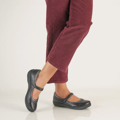 Dansko Featured / Stacy 2.0 Black Leather