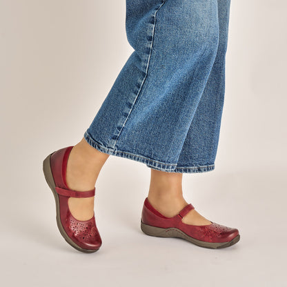 Dansko Recommended / Stacy Red Waxy Burnished
