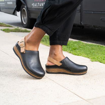 Dansko Best Price / Merrin Black Waxy Milled