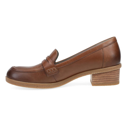 Dansko Deals / Danica Tan Waterproof Burnished
