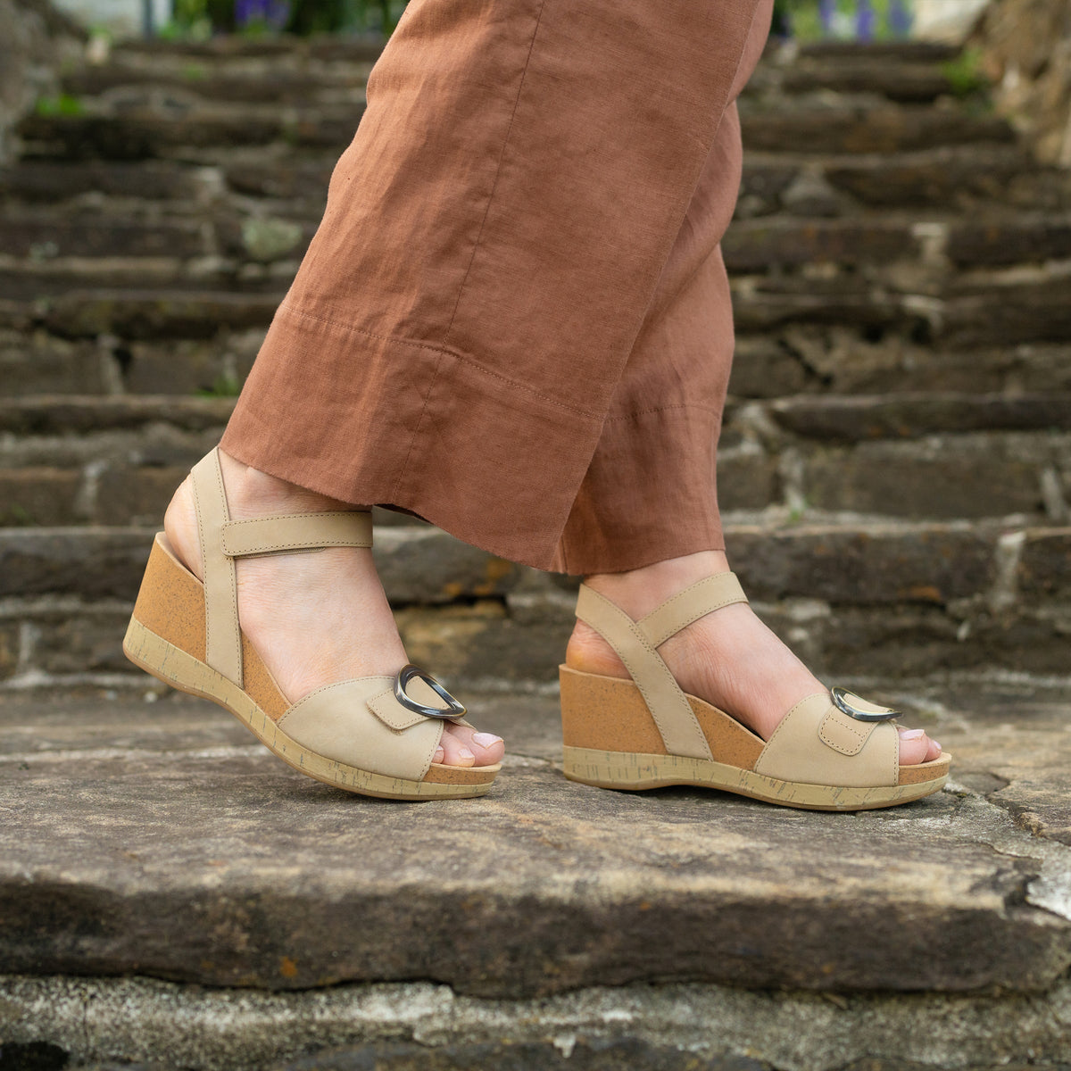 Dansko Premium / Stella Sand Milled Nubuck