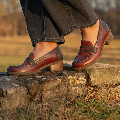 Dansko Classic / Danica Plum/Chocolate Waterproof Burnished