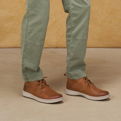 Dansko Hot Sale / Tony Tan Burnished Suede
